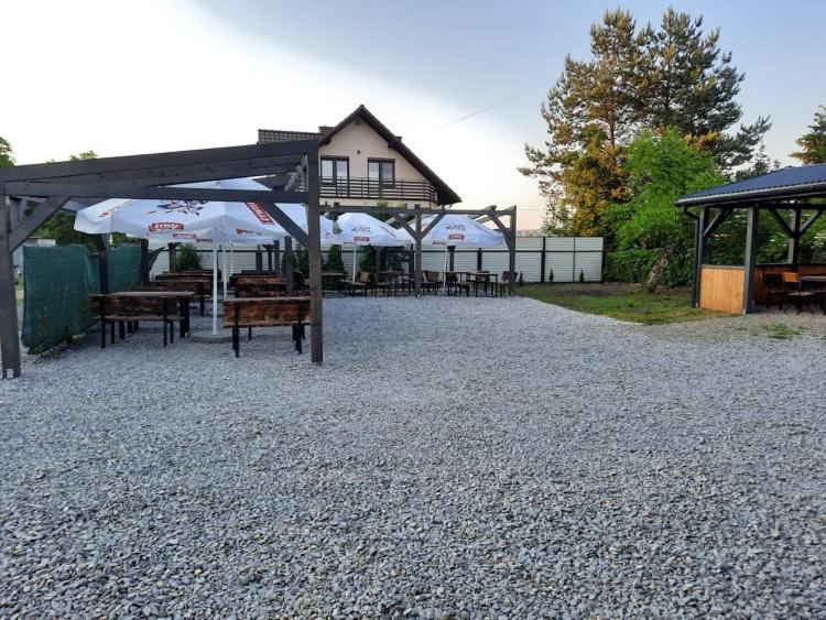 Wadowice Apartamenty Nad Skawa エクステリア 写真